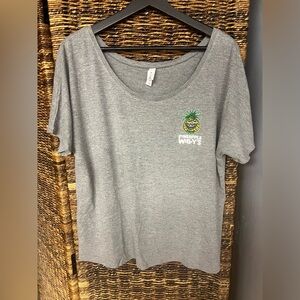 Pineapple Willy’s Womens Medium Scoop Neck Oversized Shirt,‎ Grey